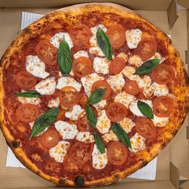 Margherita Pizza.